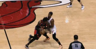 开云app-兰德尔神奇绝杀！8连胜尼克斯或成东部搅局者